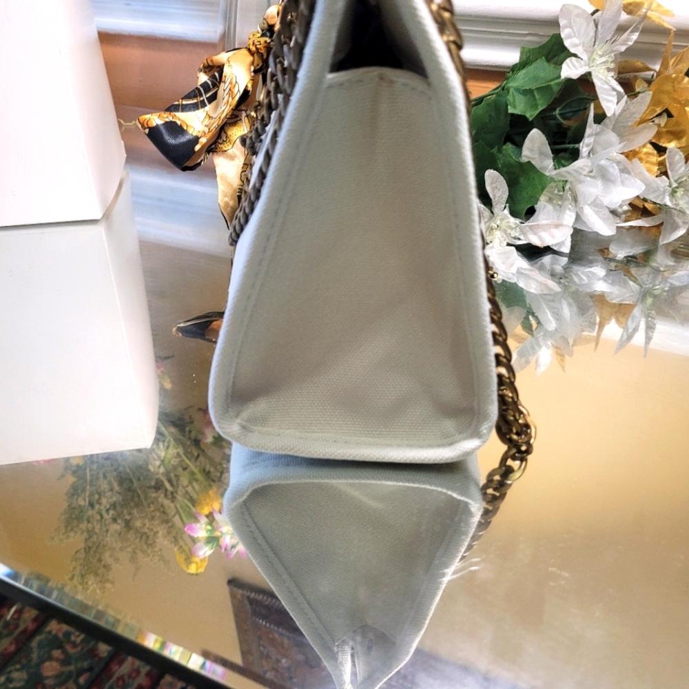 Dior - Picture 6 of 12
